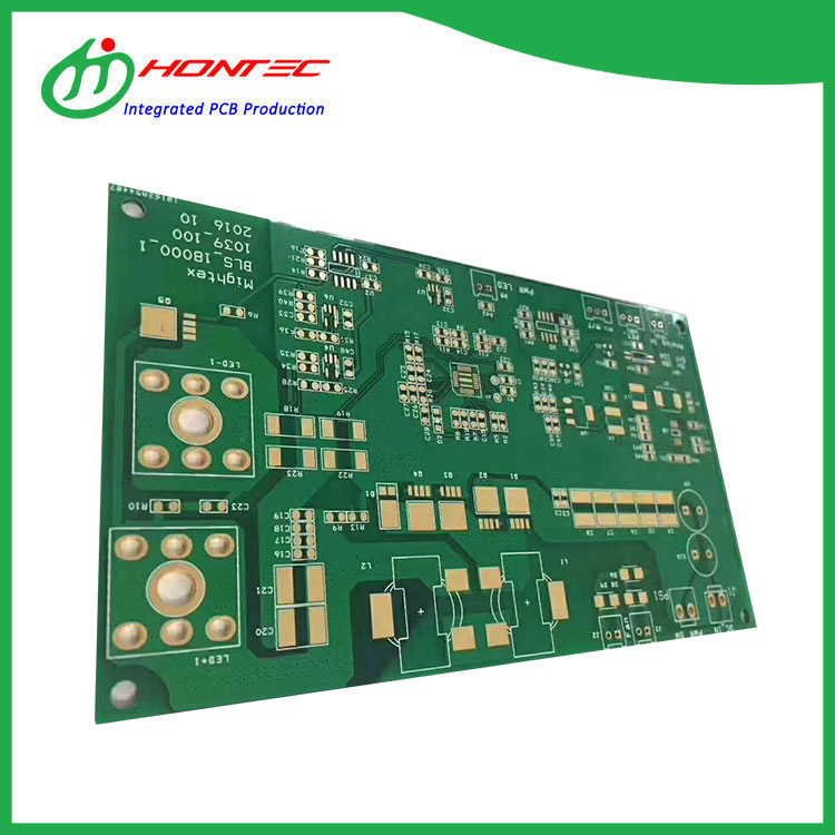 Kokios yra PCB gamintojų PCB pleistrų charakteristikos